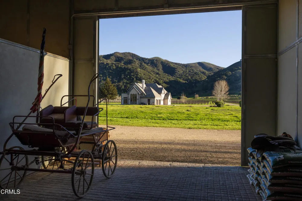 8669 Santa Rosa Road Buellton, CA 93427