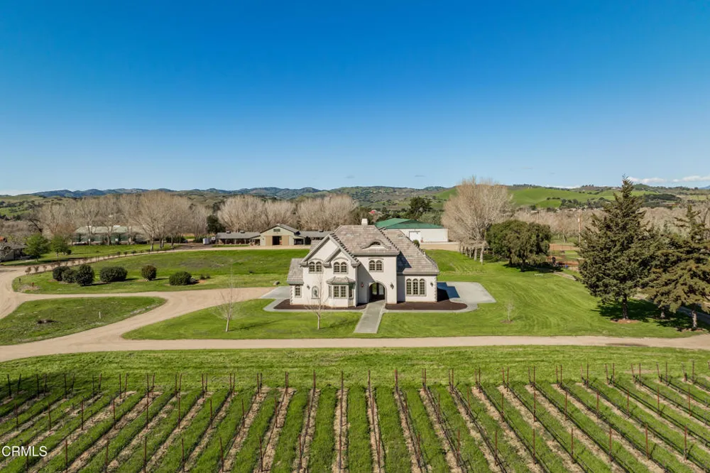 8669 Santa Rosa Road Buellton, CA 93427