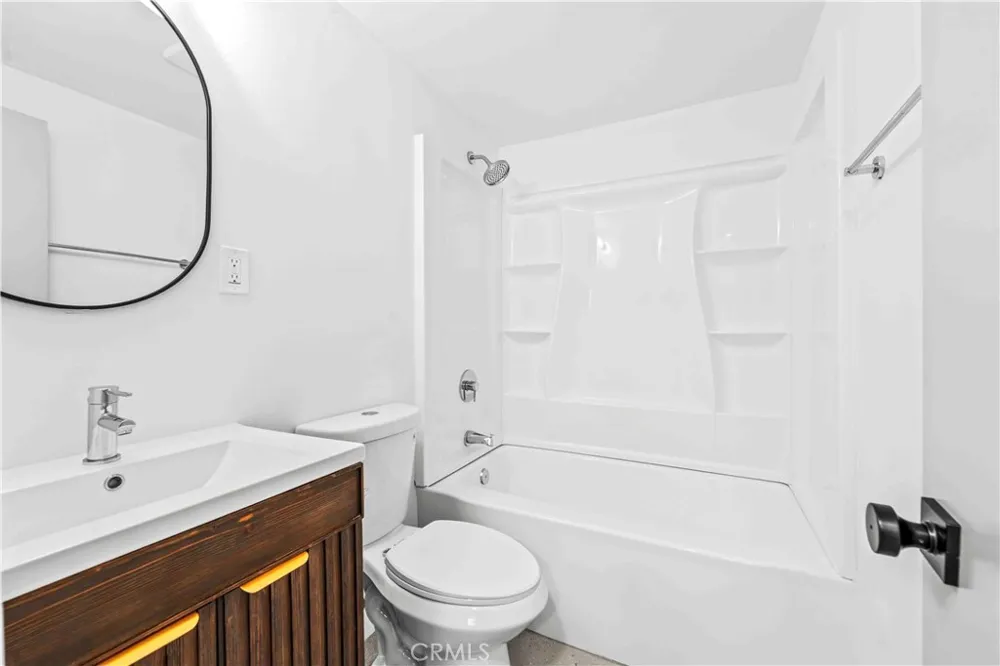 5248 Enid Azusa, CA 91702
