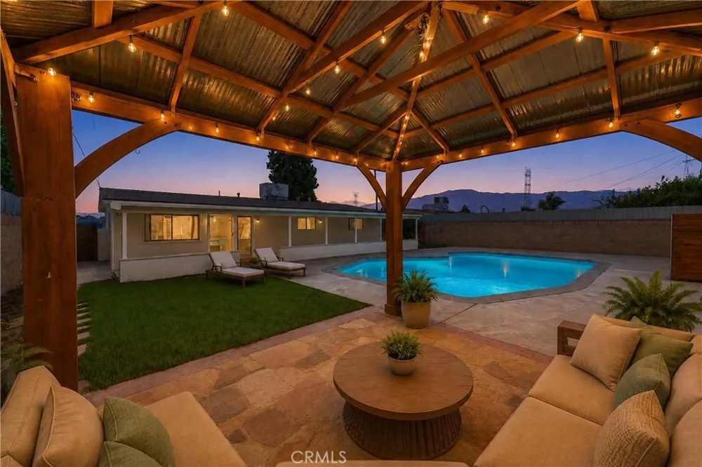 5248 Enid Azusa, CA 91702