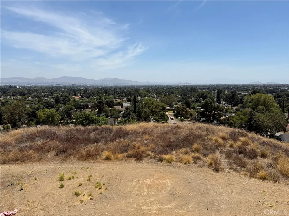 Sierra Vista Lane San Bernardino, CA 92405