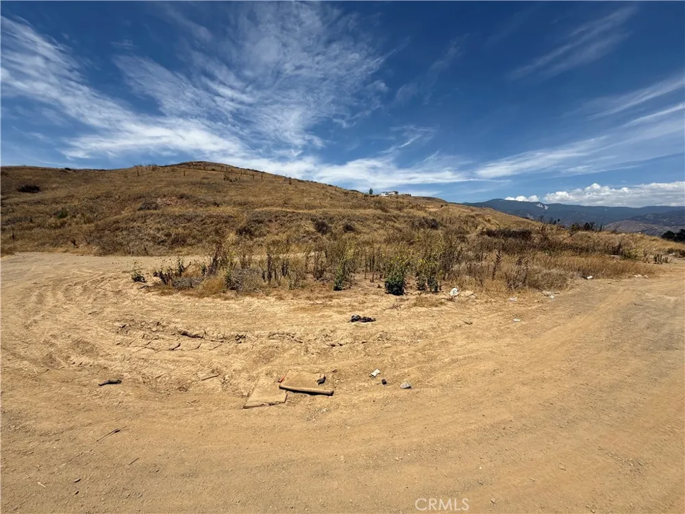Sierra Vista Lane San Bernardino, CA 92405