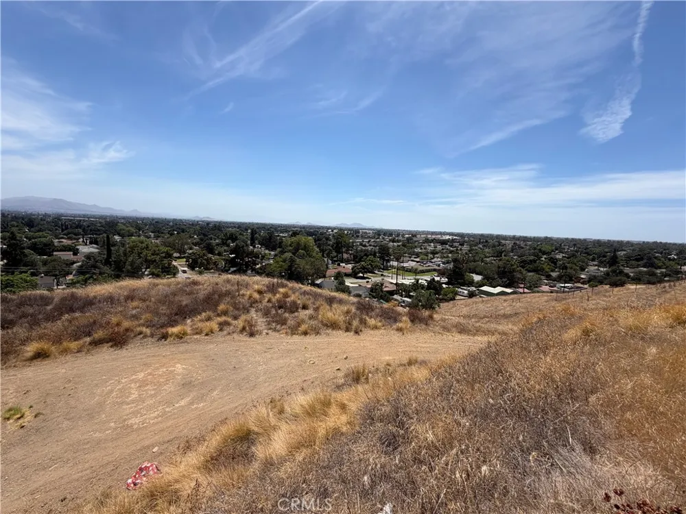 Sierra Vista Lane San Bernardino, CA 92405