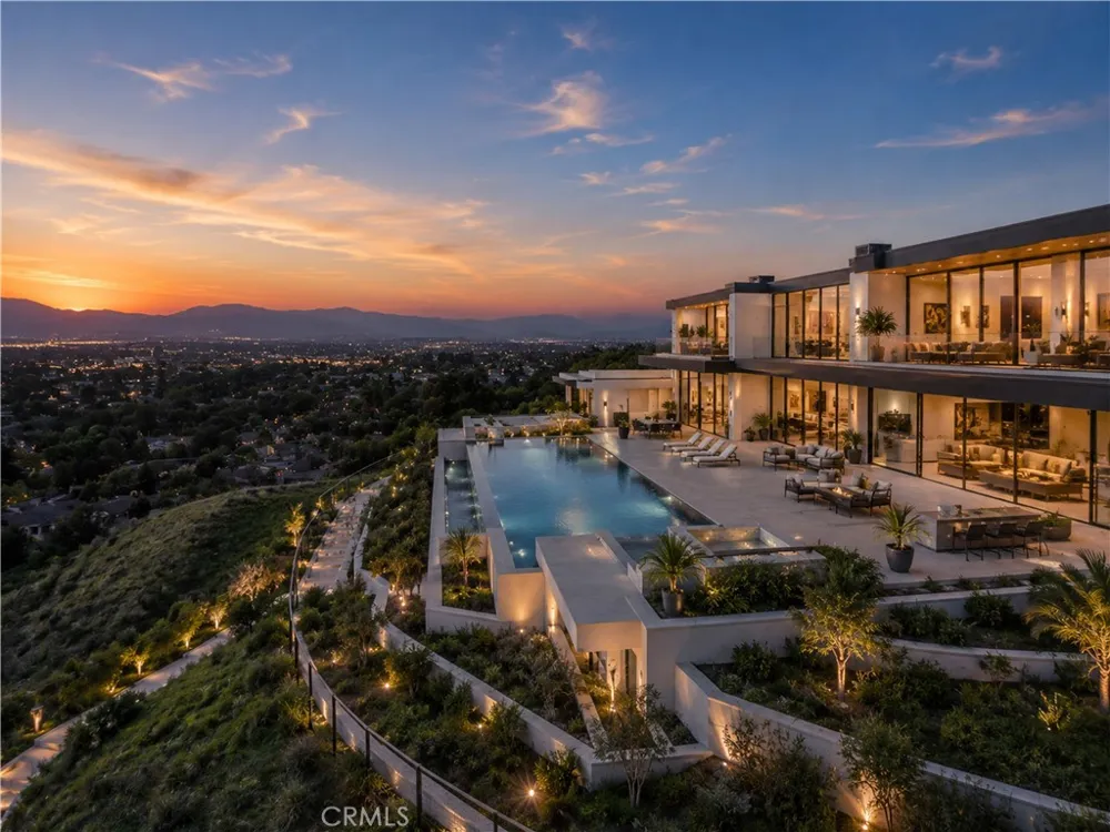 Sierra Vista Lane San Bernardino, CA 92405