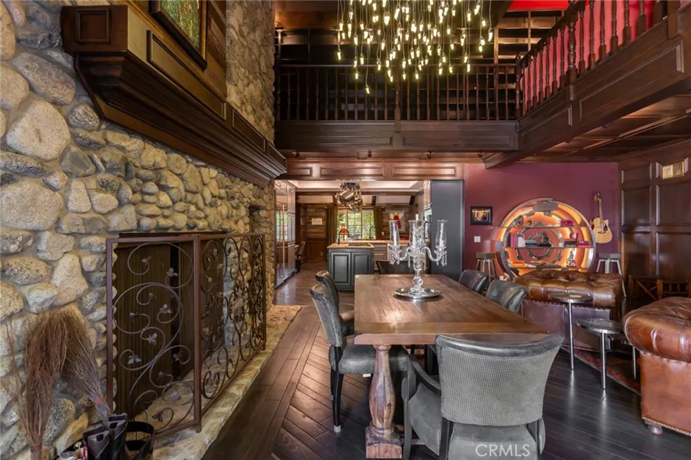 29155 Old Mill Creek Agoura Hills, CA 91301