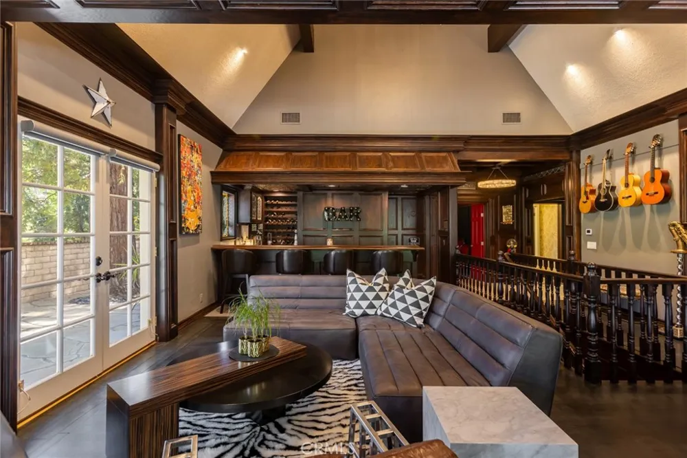 29155 Old Mill Creek Agoura Hills, CA 91301