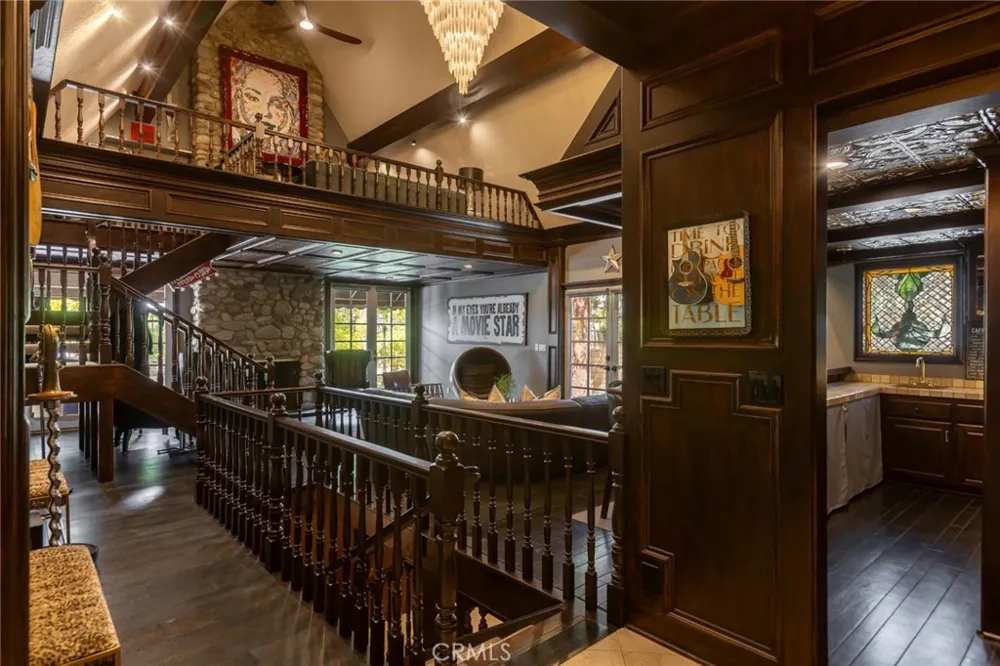 29155 Old Mill Creek Agoura Hills, CA 91301
