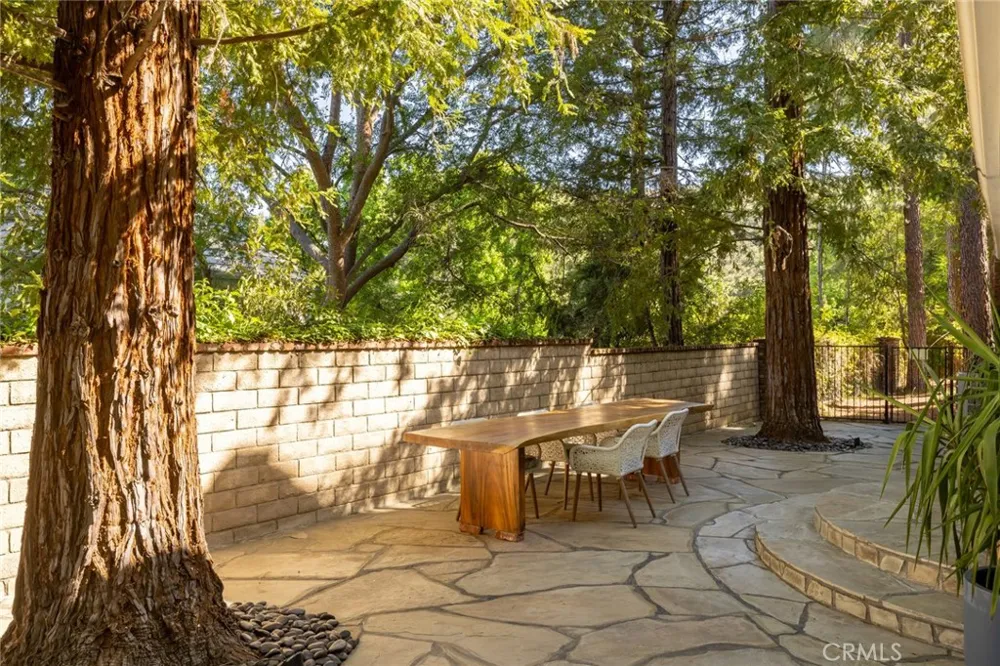 29155 Old Mill Creek Agoura Hills, CA 91301