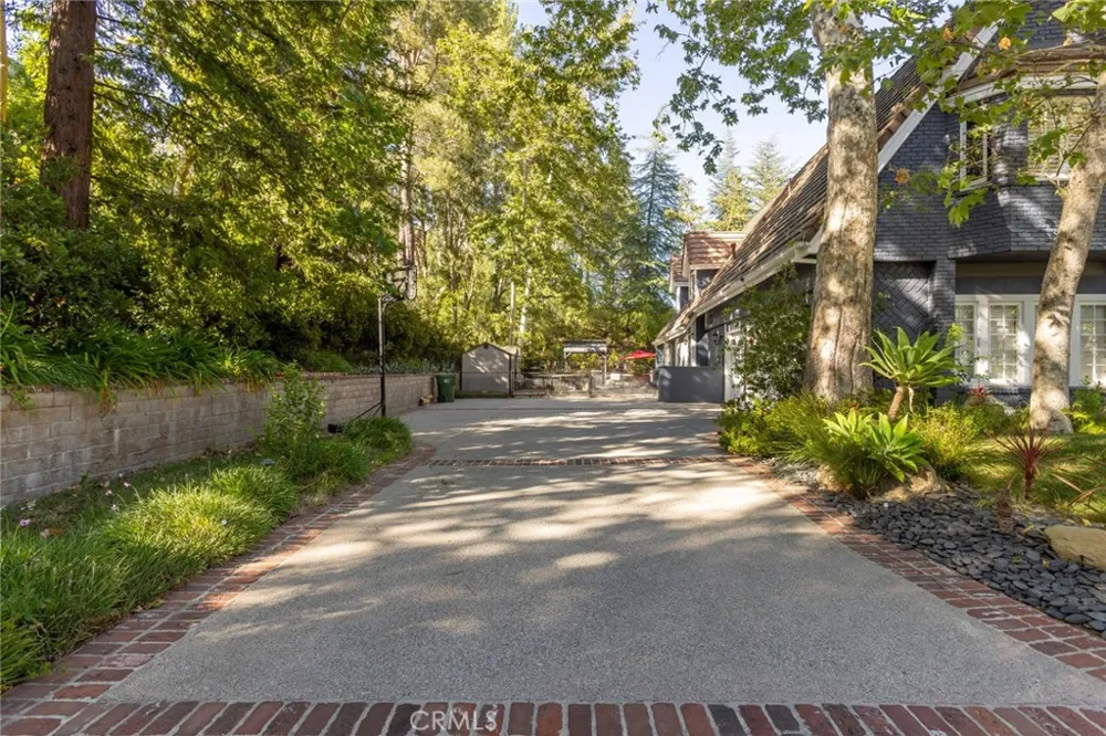 29155 Old Mill Creek Agoura Hills, CA 91301