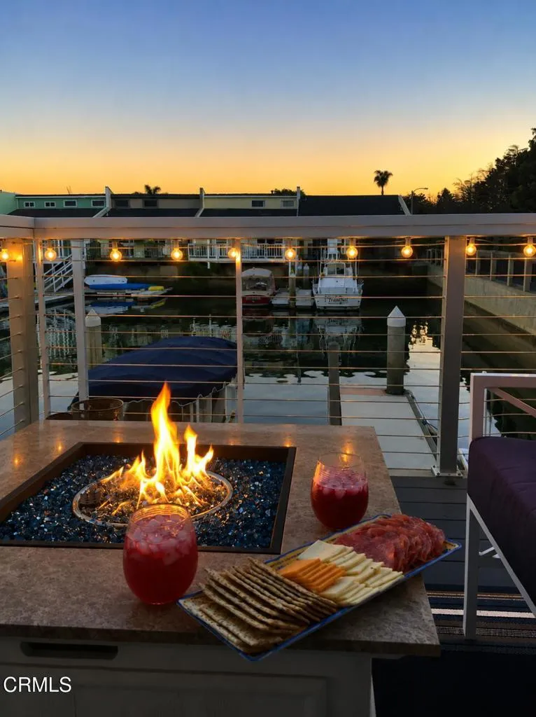 4624 Falkirk Bay Oxnard, CA 93035
