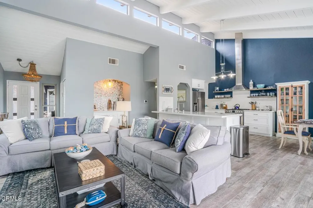 4624 Falkirk Bay Oxnard, CA 93035