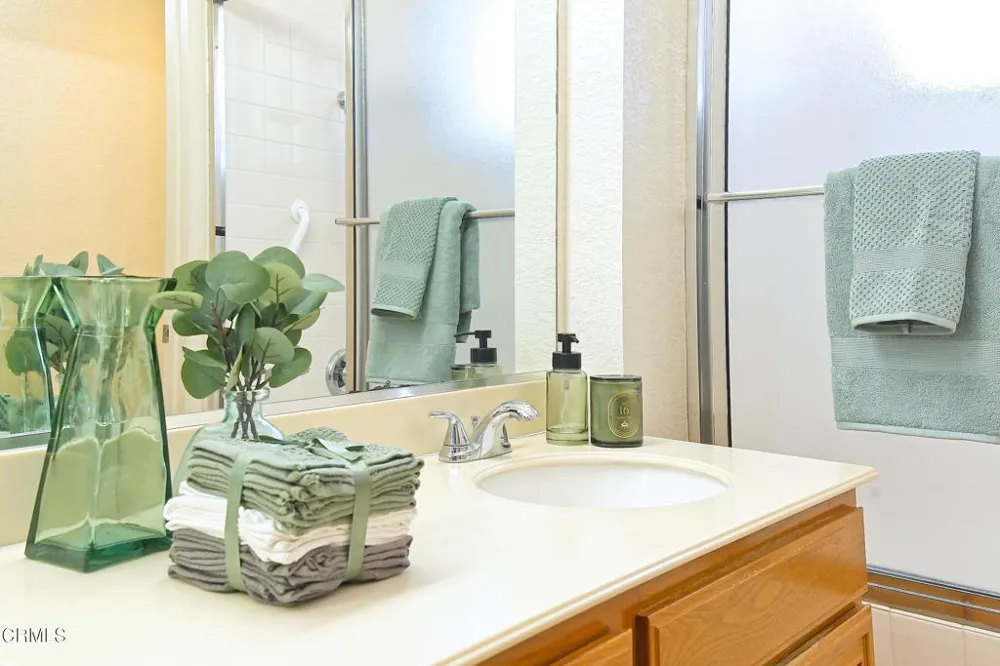 6216 Paseo Encantada Camarillo, CA 93012