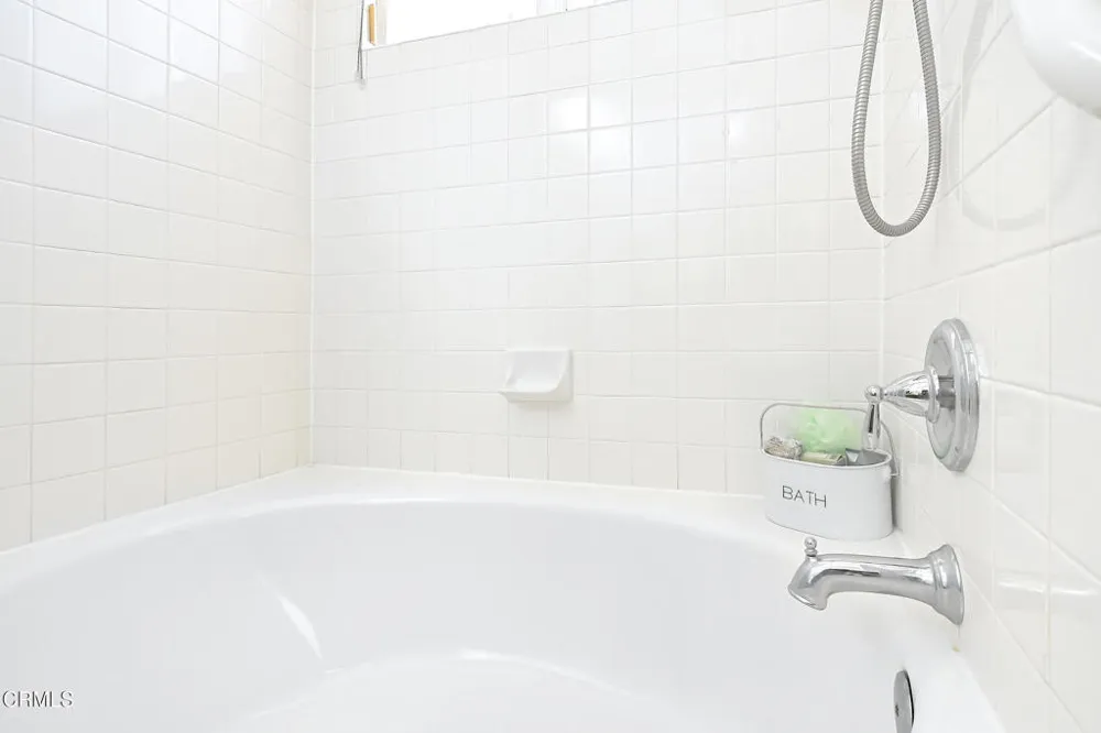 6216 Paseo Encantada Camarillo, CA 93012