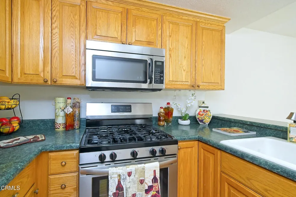 6216 Paseo Encantada Camarillo, CA 93012