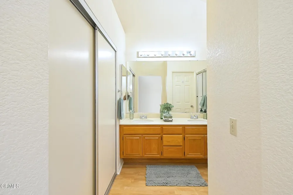 6216 Paseo Encantada Camarillo, CA 93012
