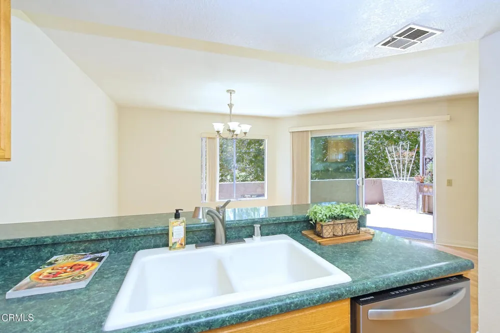 6216 Paseo Encantada Camarillo, CA 93012