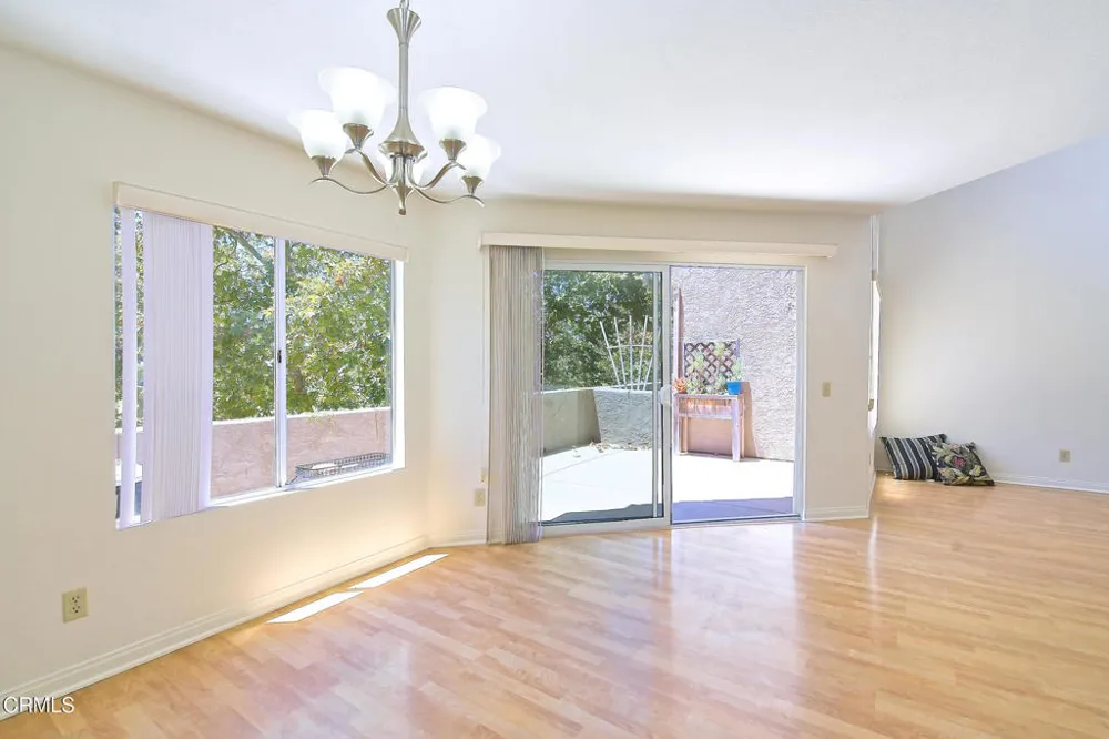 6216 Paseo Encantada Camarillo, CA 93012