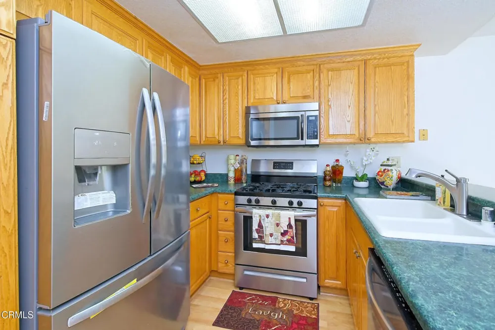 6216 Paseo Encantada Camarillo, CA 93012