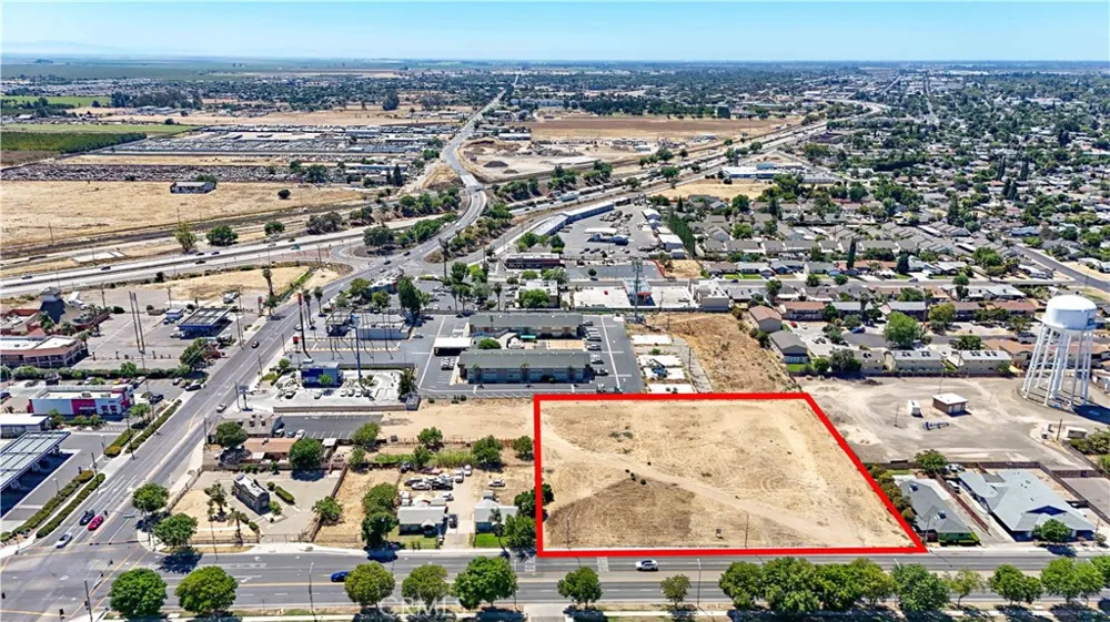 125 Parsons Merced, CA 95341