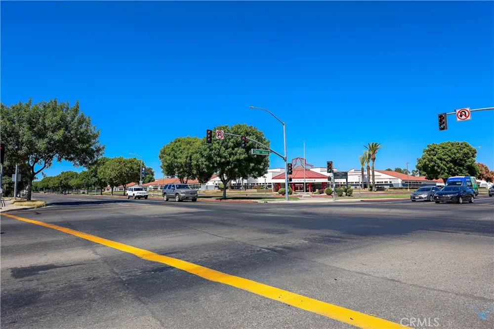 125 Parsons Merced, CA 95341