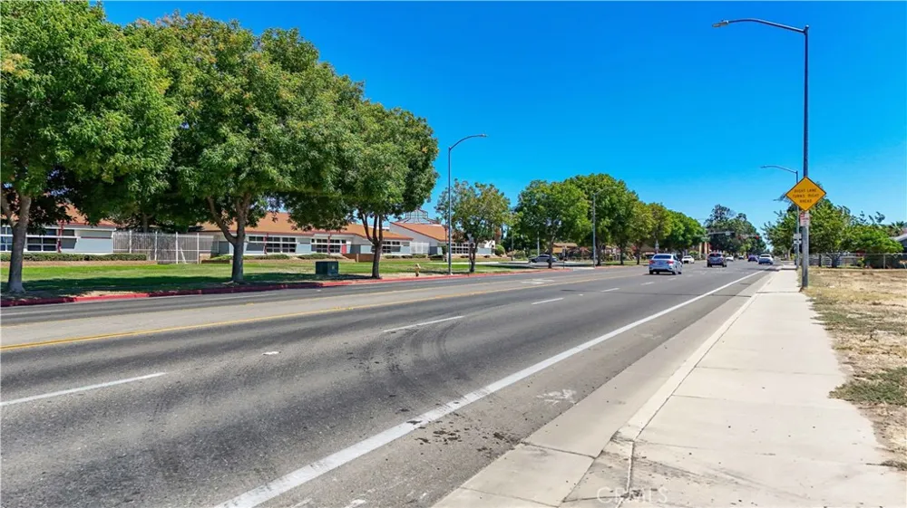 125 Parsons Merced, CA 95341