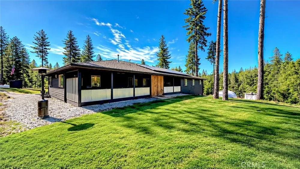 5999 Sugar Pine Coulterville, CA 95311
