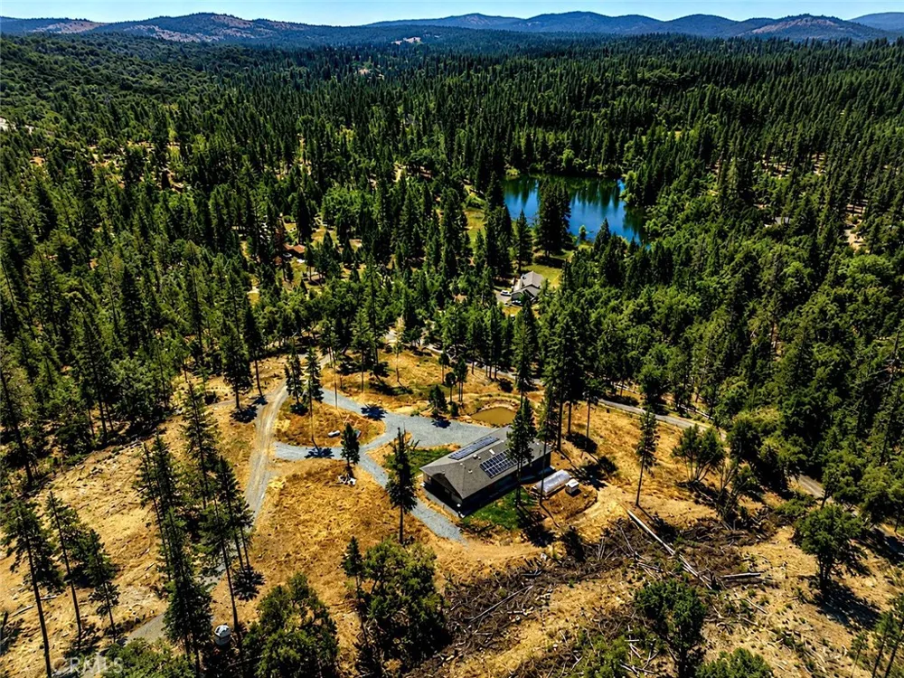 5999 Sugar Pine Coulterville, CA 95311