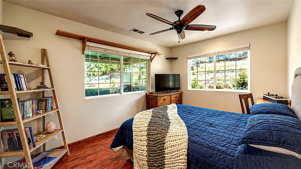 5999 Sugar Pine Coulterville, CA 95311