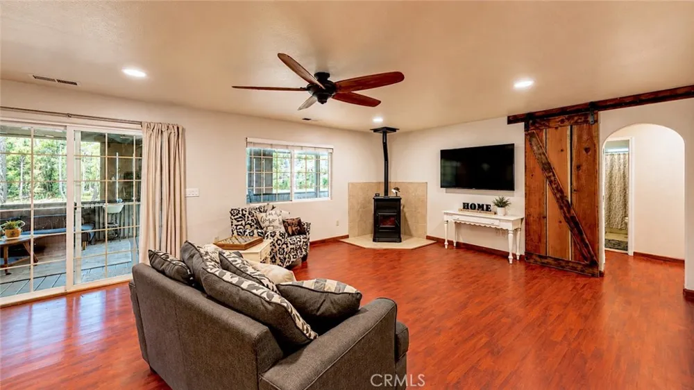 5999 Sugar Pine Coulterville, CA 95311