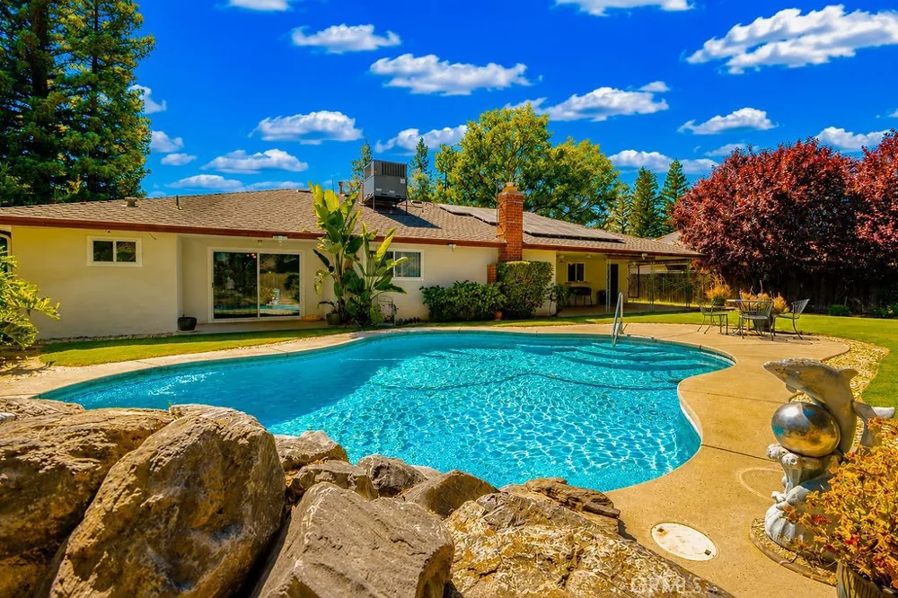 6308 Lead Fresno, CA 93711