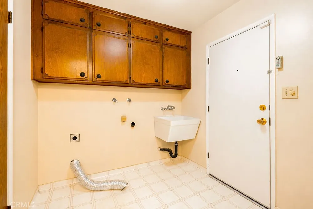 6308 Lead Fresno, CA 93711