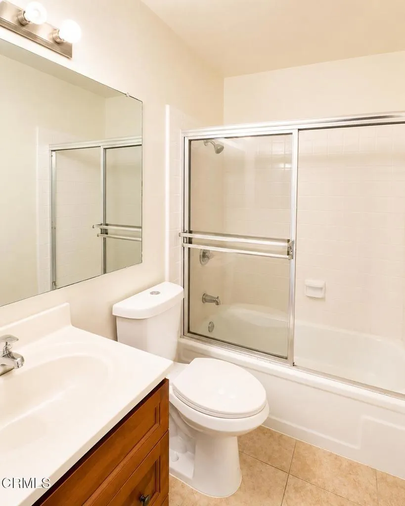 2585 Rudder Avenue Port Hueneme, CA 93041