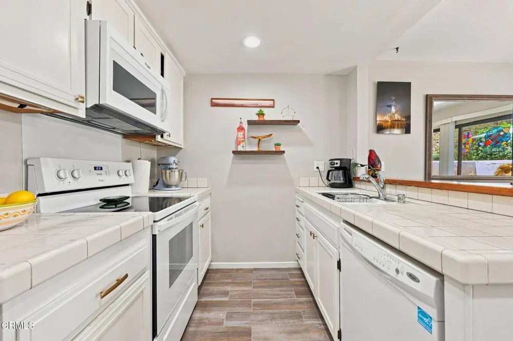 406 Chapala Drive Camarillo, CA 93010