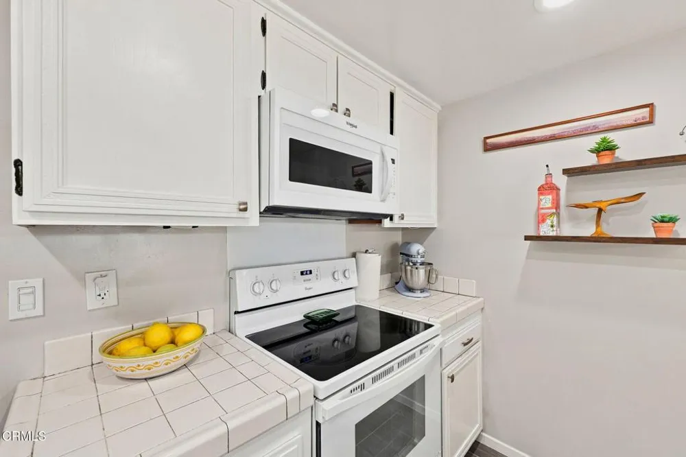 406 Chapala Drive Camarillo, CA 93010