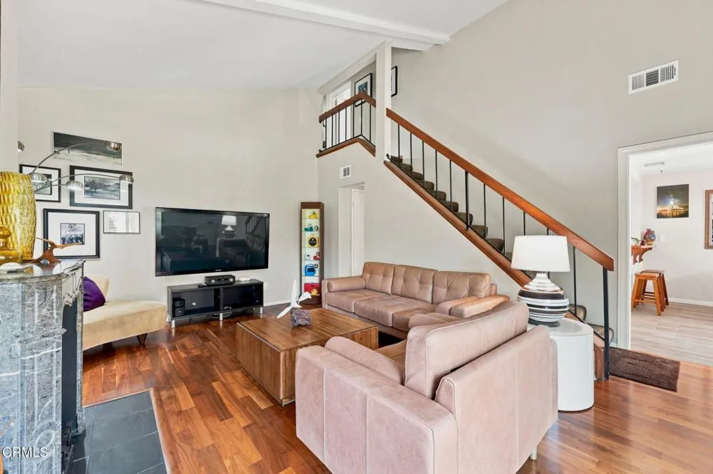 406 Chapala Drive Camarillo, CA 93010