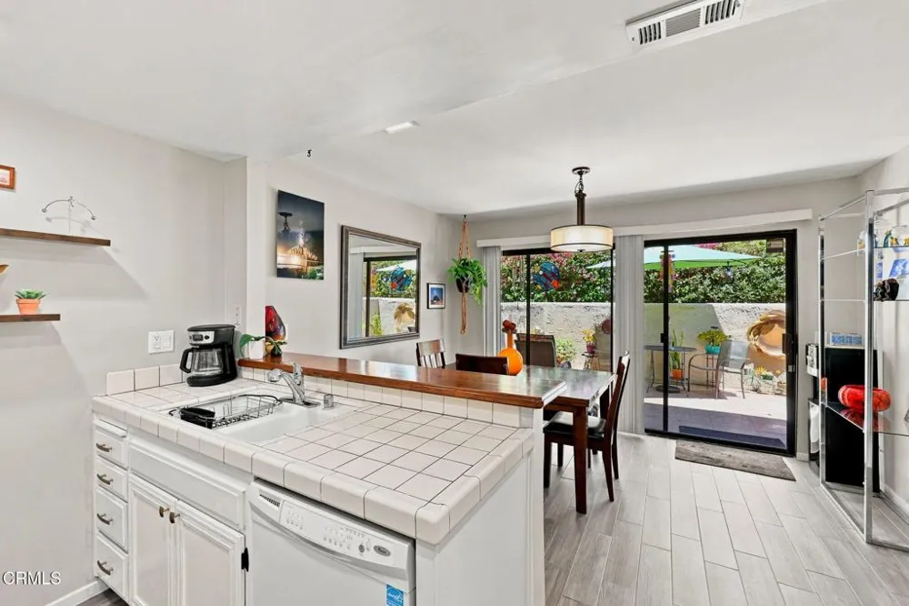 406 Chapala Drive Camarillo, CA 93010