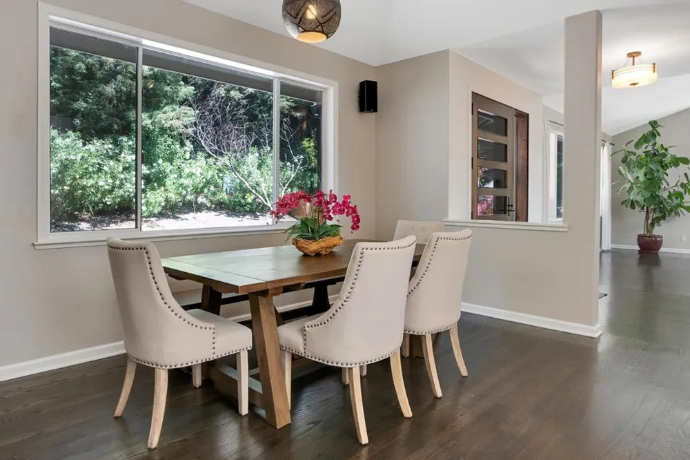 23695 Hutchinson Road Los Gatos, CA 95033