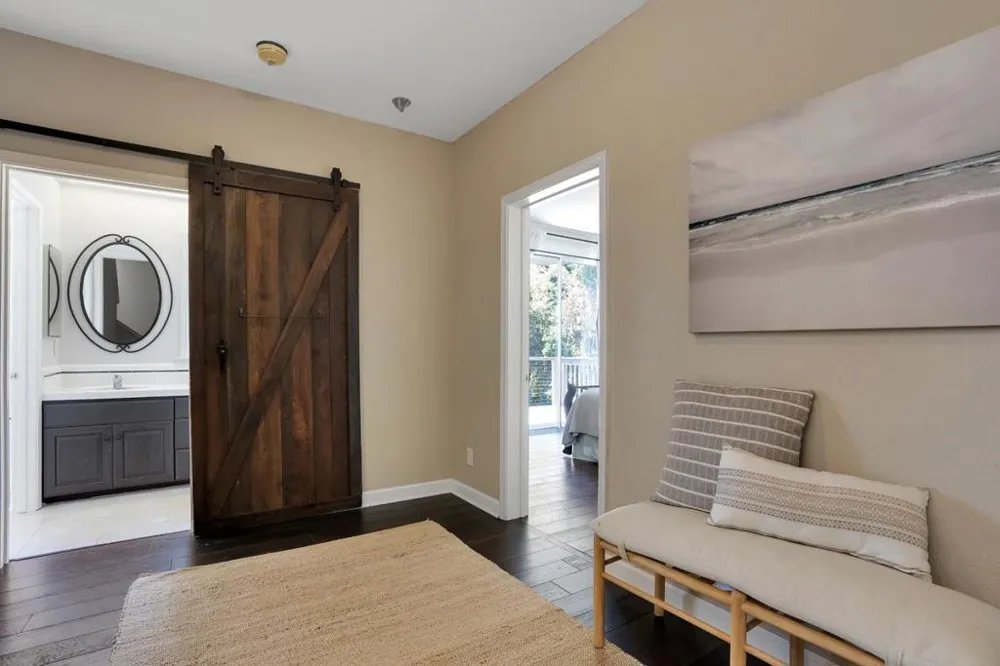 23695 Hutchinson Road Los Gatos, CA 95033