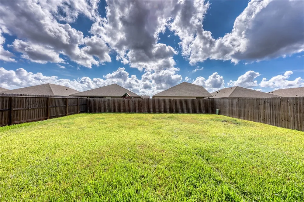 2730 Excelsior Boulevard Corpus Christi, TX 78415