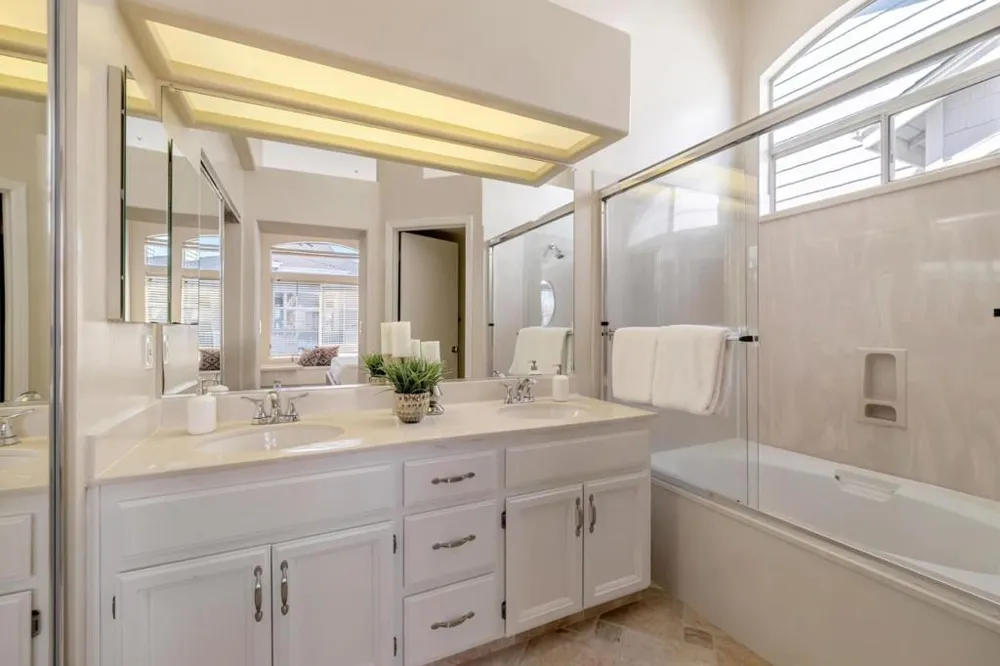 585 Shoal Circle Redwood City, CA 94065