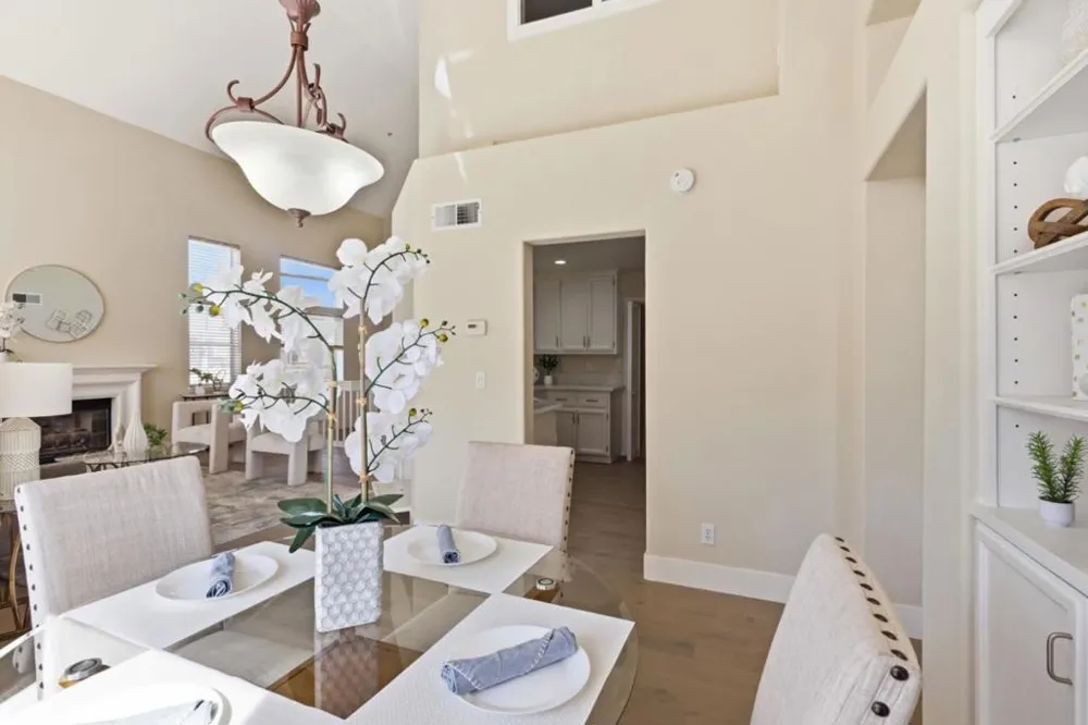 585 Shoal Circle Redwood City, CA 94065
