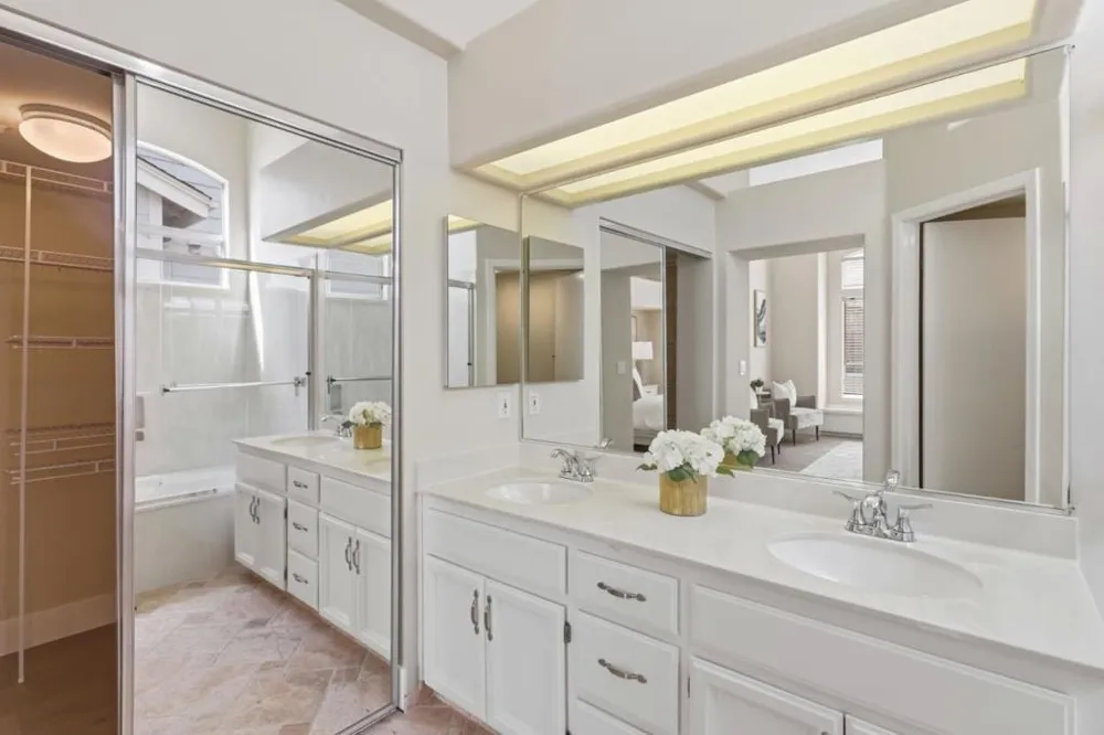 585 Shoal Circle Redwood City, CA 94065