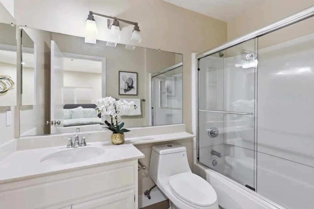 585 Shoal Circle Redwood City, CA 94065