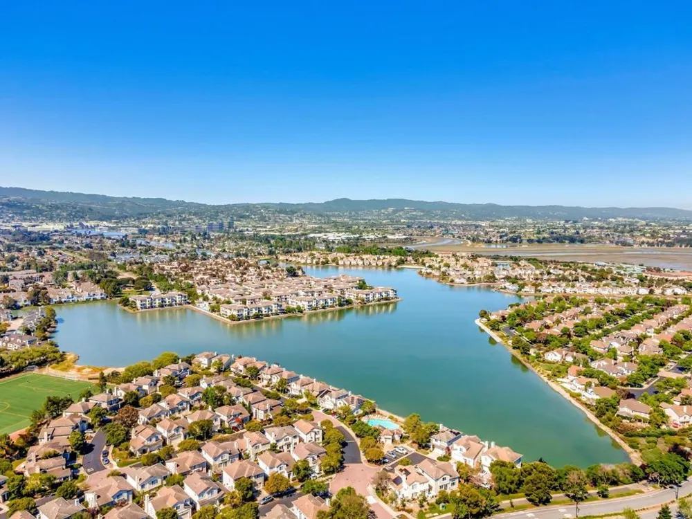 585 Shoal Circle Redwood City, CA 94065