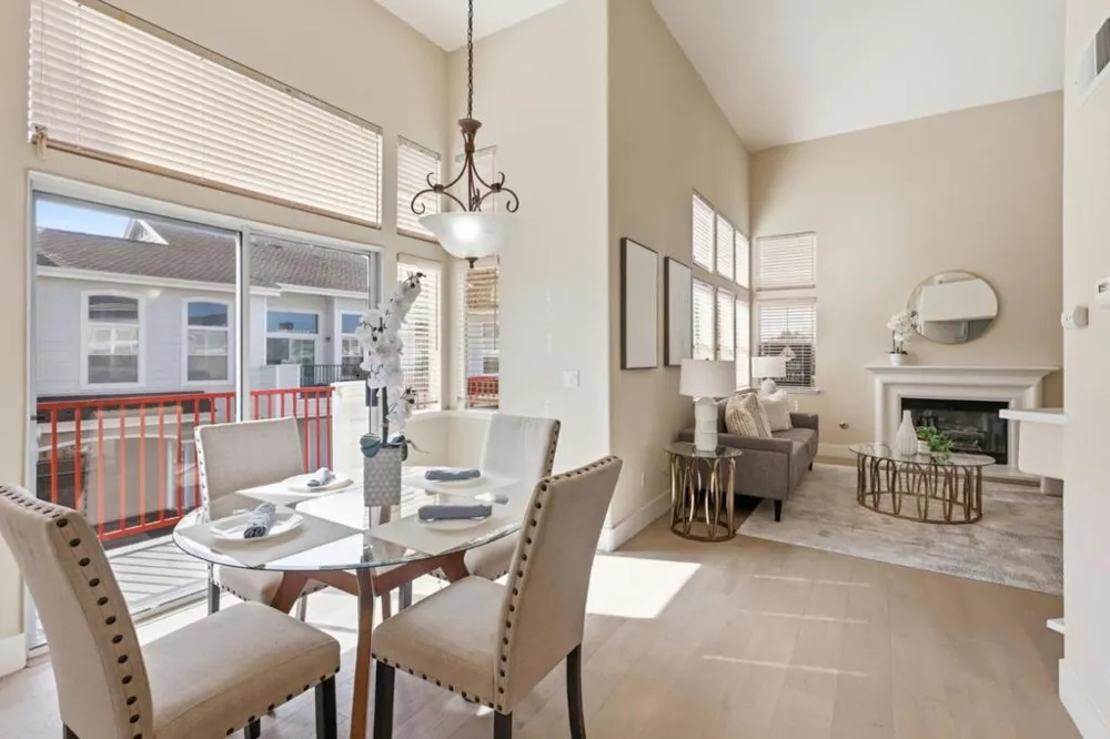585 Shoal Circle Redwood City, CA 94065