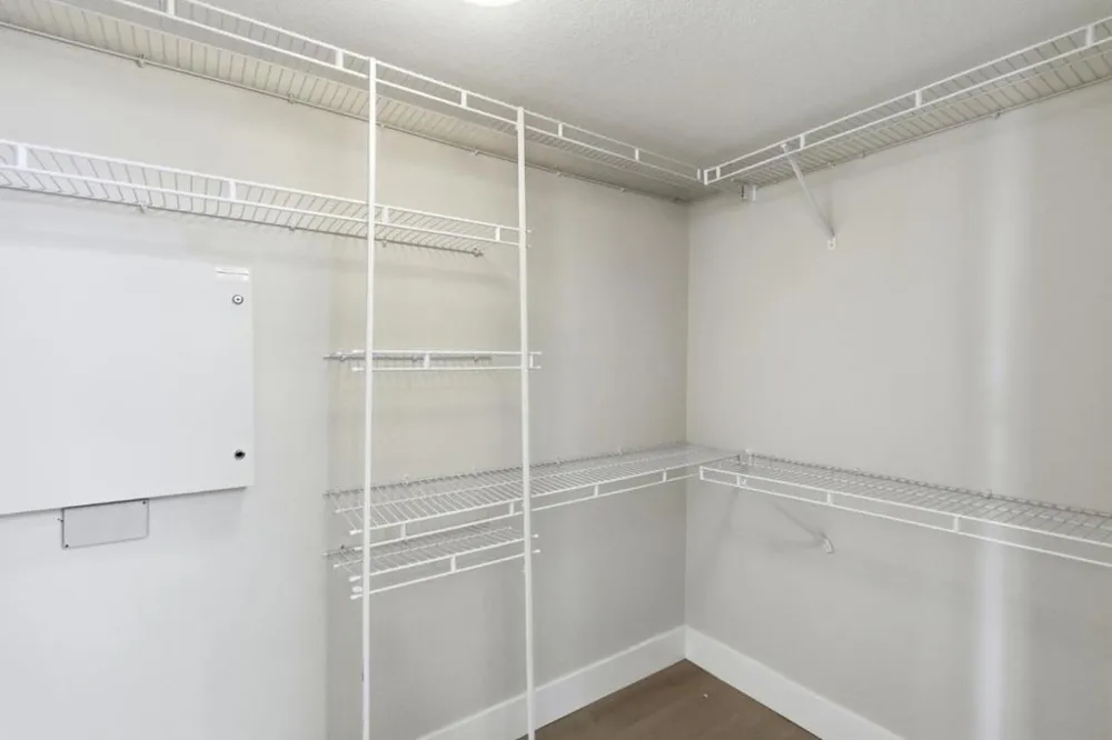 585 Shoal Circle Redwood City, CA 94065