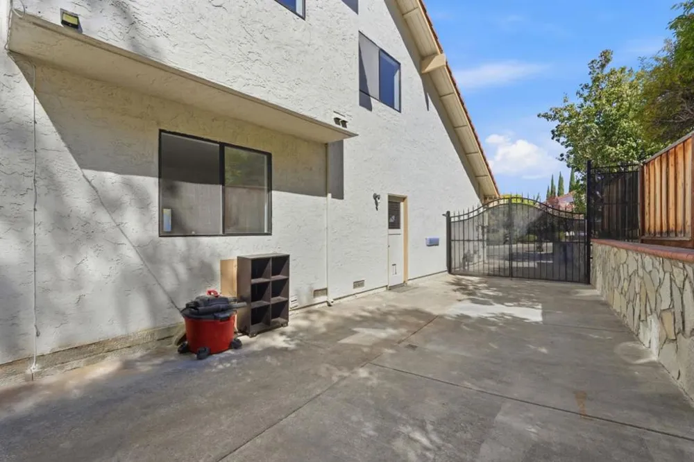 3694 Lucas Drive San Jose, CA 95148