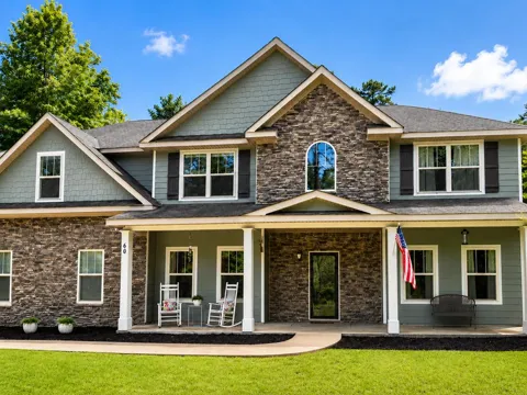 60 Garden Grove Drive