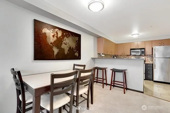 4020 Aurora Avenue #303 Seattle, WA 98103