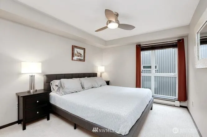4020 Aurora Avenue #303 Seattle, WA 98103